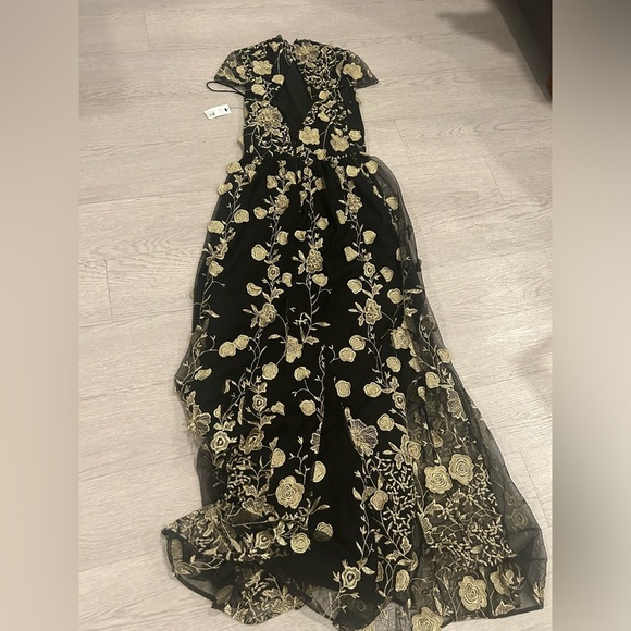 Alice + Olivia Aalihah Gown Gold Embroidered 3d Motifs Size XS - Picture 7 of 12